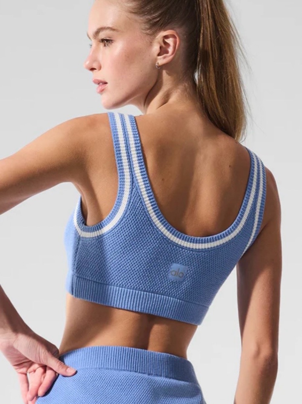 ALO Yoga NWT Tennis Club Sweater Knit Bra Crystal Clear Blue White Size M
